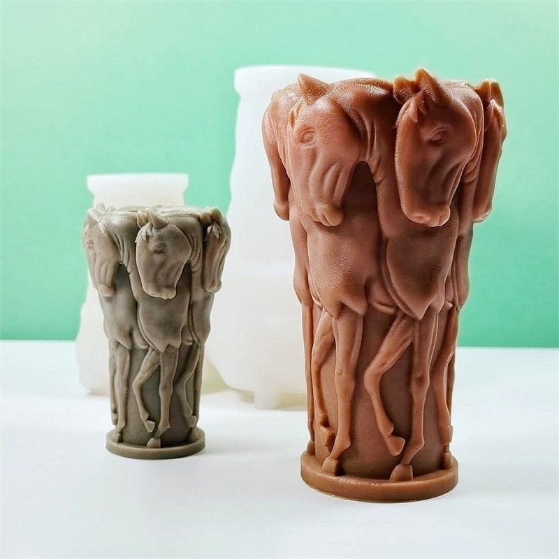 Resin Art Sculptures - Herd Horse Statue Candle stampo in
