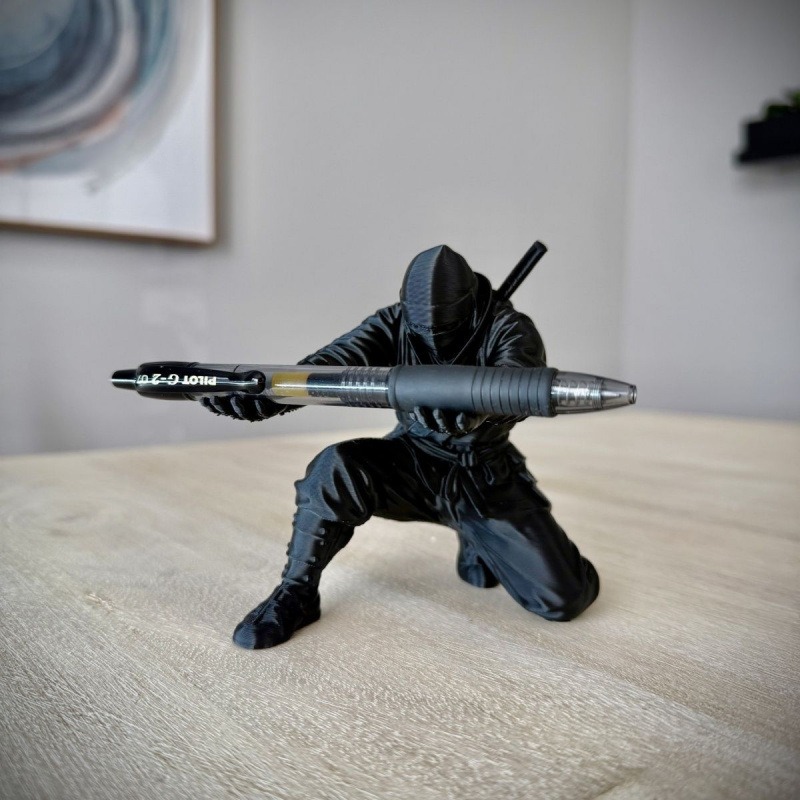 Resin Art Pen - Portapenne a Forma di Ninja Stampato