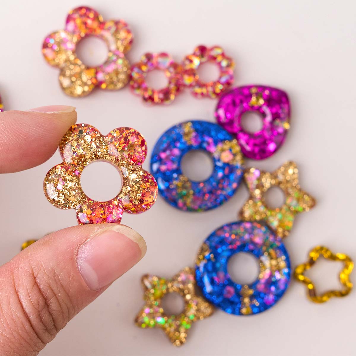Gioielli multifunzionali Stamp - Resin Art Heart recensione e prezzo