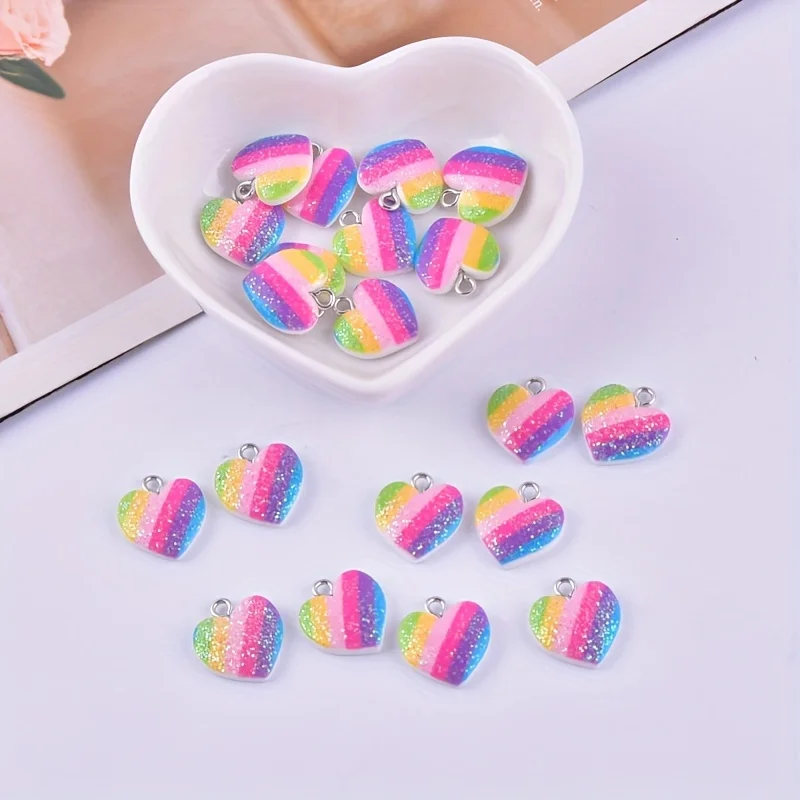 10 Pezzi Ciondoli a Cuore in R - Resin Art Essentials recensione e prezzo